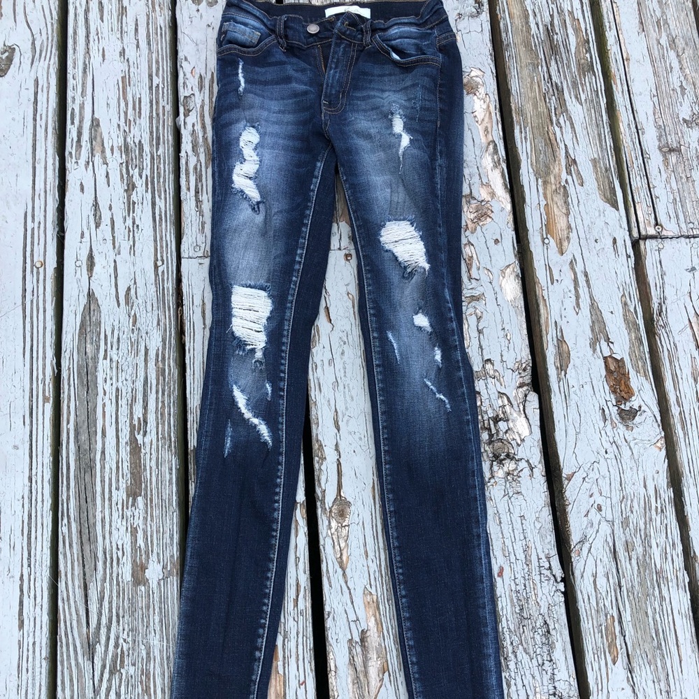 KanCan Skinny Jeans that stretch:)